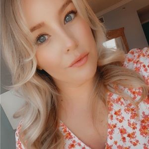 Meet your Posher, Jillian